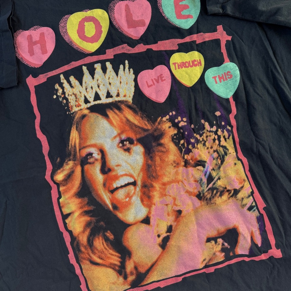 Daydreamer Hole Live Through This Merch Tee - Picture 3 of 7